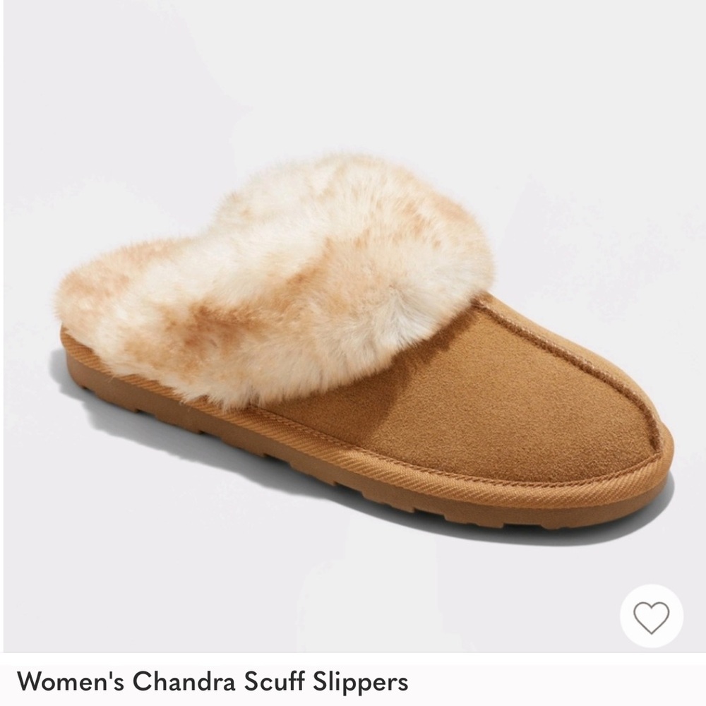 Suede and faux fur Chandra Scuff slippers. Stars Above. Women’s size 9.